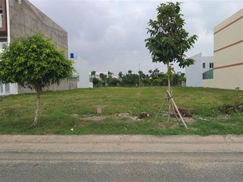 “Cần bán gấp nền đất 82m² tại Trung Tâm Hà Nam - Sổ đỏ pháp lý rõ ràng!”