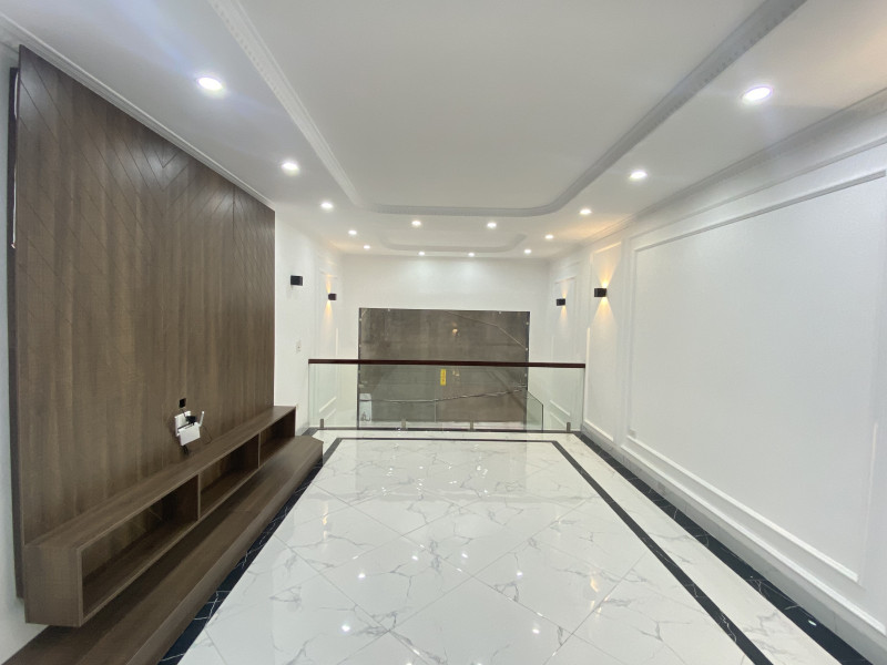 Bán nhà Ngô Sĩ Liên (Đống Đa) 45m, 6 tầng, mt 3.8m, giá 11.5 tỷ