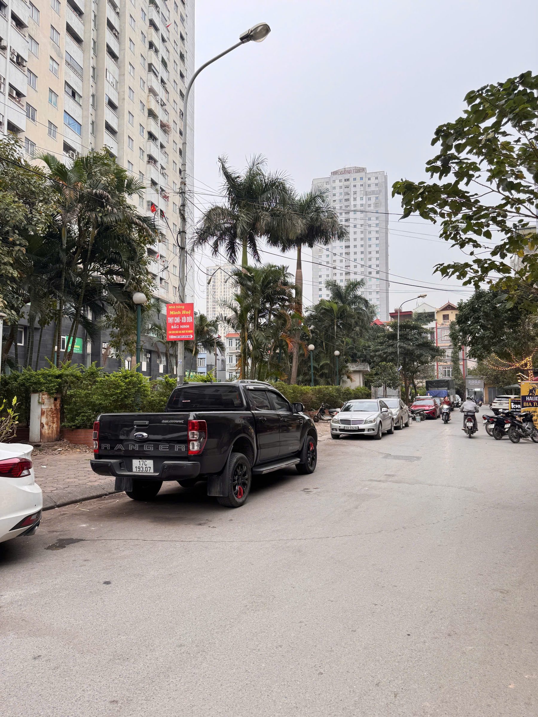 BÁN NHÀ LIỀN KỀ KHU ĐẤU GIÁ NGÔ THÌ NHẬM. 50M2 - 4 TẦNG. KINH DOANH.