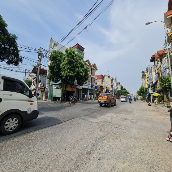 Trâu Quỳ, Gia Lâm. Lô góc 61m2 đường ô tô tránh, chỉ 6 tỷ x. Đầu tư siêu tốt.