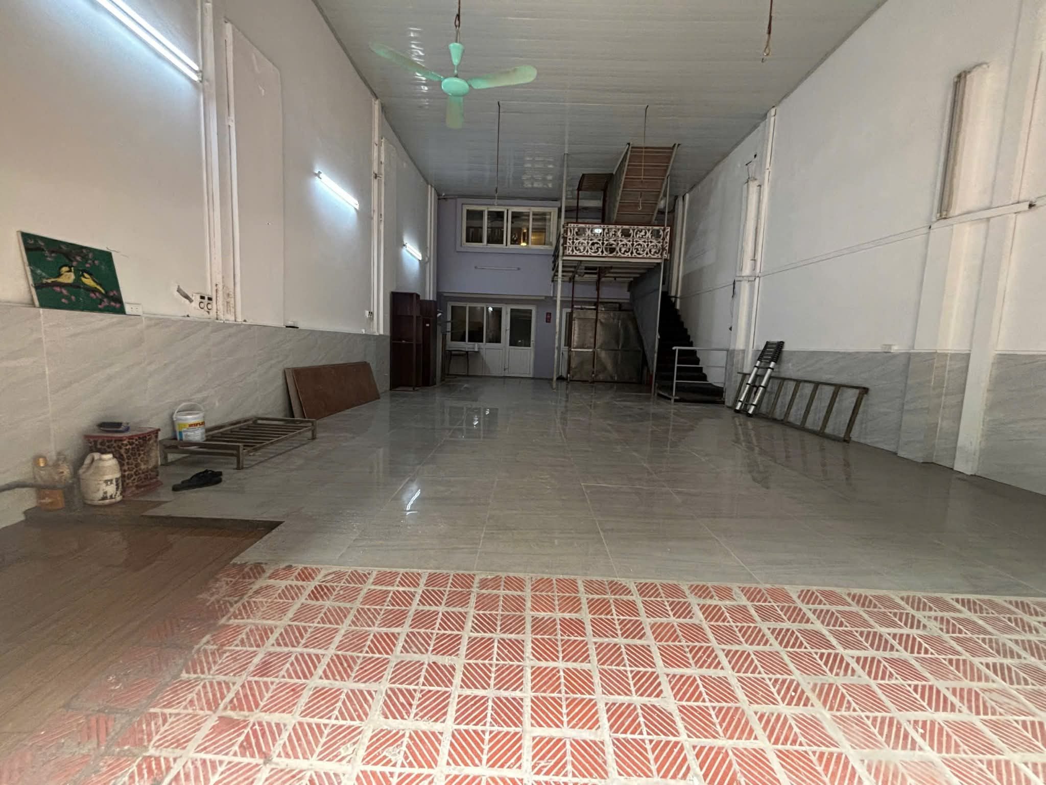 Cho thuê nhà nguyên căn, MBKD 2 mặt đường lớn 80m2 Trâu Quỳ,Gia Lâm kinh doanh tốt