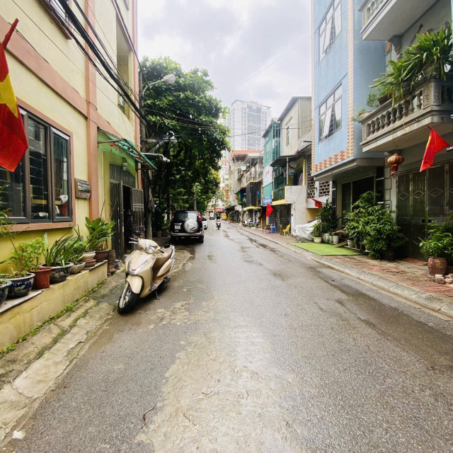 BÁN NHÀ NGÕ 15 NGỌC HỒI- HOANG MAI, 50 M2, 5 TÂNG, MẶT TIỀN 4,5 M, GIÁ 13,65 TỶ.