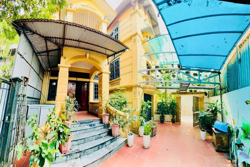 .💥💥💥BIỆT THỰ SÂN VƯỜN - MẶT TIỀN RỘNG - TIỆN ÍCH NGẬP TRÀN - GẦN QUỐC LỘ 1A.-NHỈNH 15 TỶ💥💥💥