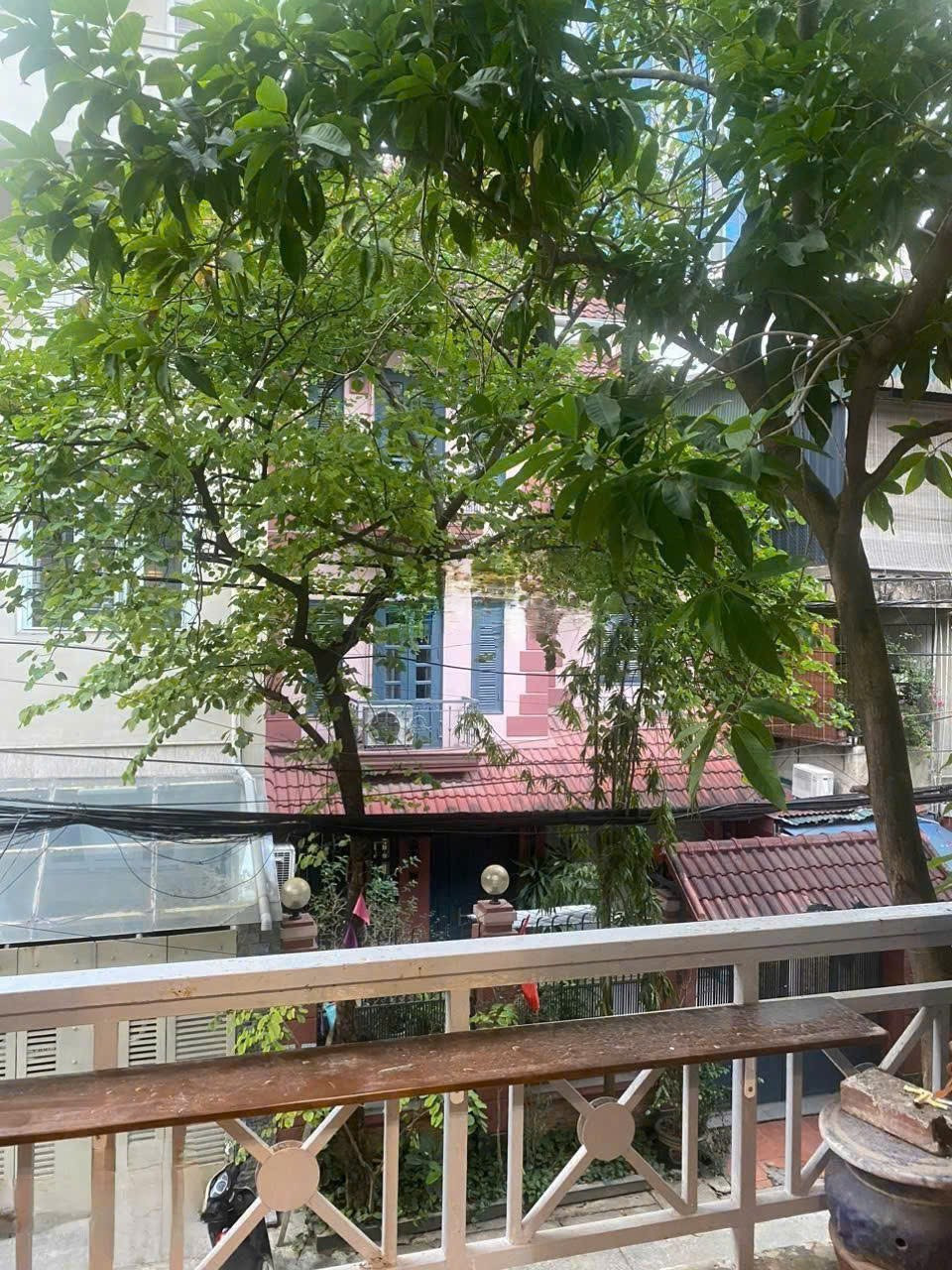 Cho Thuê Nhà Ngõ 84 Ngọc Khánh 61M² 5 Tầng 7 Ngủ - Nội Thất Cơ Bản - Ở, Kinh Doanh Đỉnh -Giá Thuê 21tr