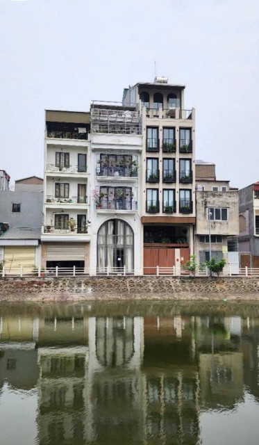 SIÊU HIẾM! Mặt Hồ Tai Trâu, Ngọc Lâm ô tô tránh view Hồ triệu đô quanh năm thoáng mát