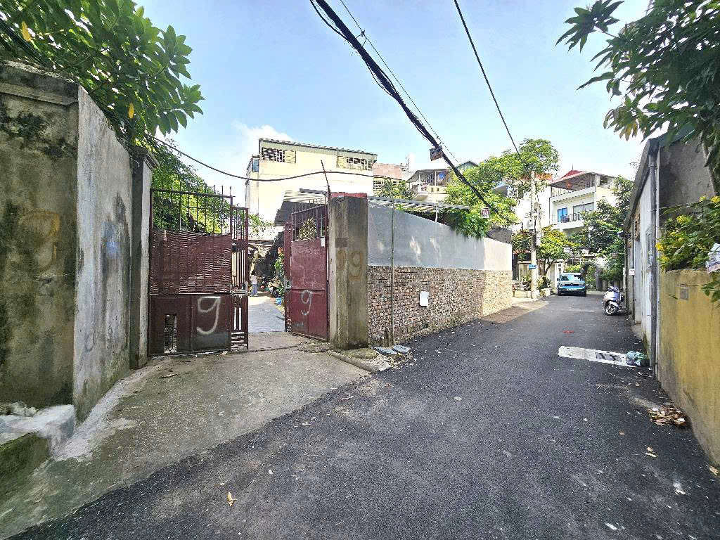 Bán nhà Ngọc Thuỵ Long Biên, vị trí đẹp, hai mặt ngõ ôtô, 5 phút qua phố, 35m2, giá: 4.35 tỷ