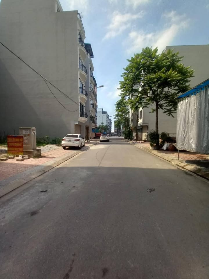 🔥🔥🔥 ĐẤT TĐC - NGỌC THỤY 90M- GIÁ NHỈNH 23Đ - 2 THOÁNG- ĐƯỜNG XE CONTAINER TRÁNH.