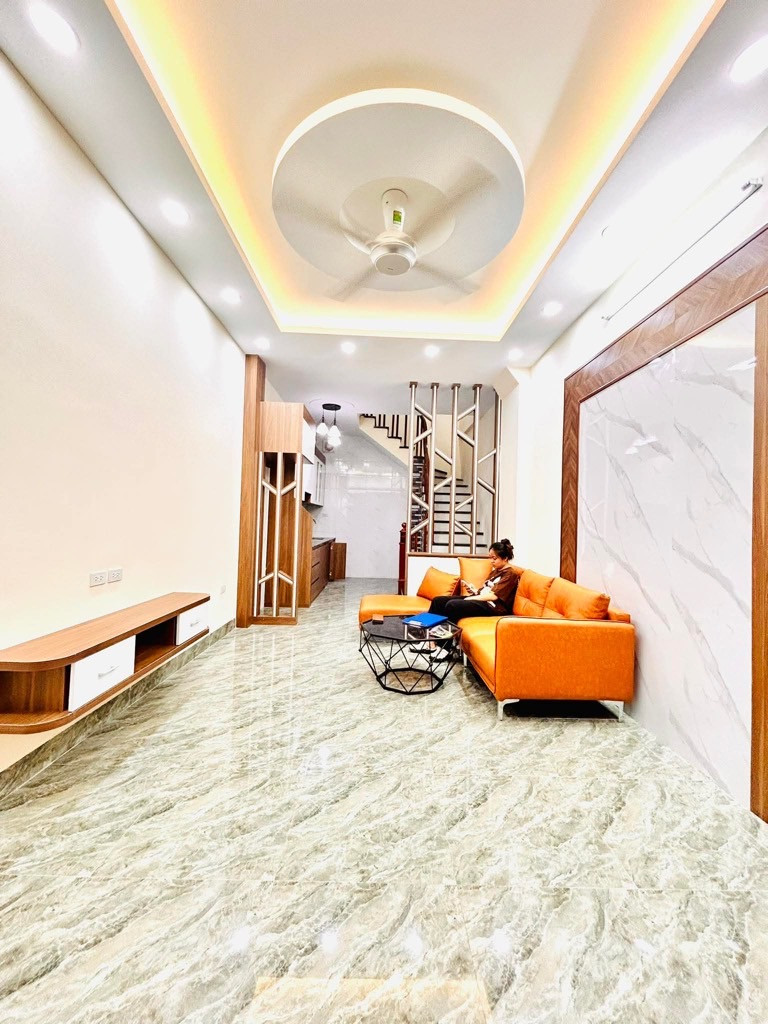 BÁN NHÀ 5 TẦNG, 3 PHÒNG NGỦ, NGỌC THỤY - LONG BIÊN - GIÁ 6.350 TỶ - SỔ ĐỎ