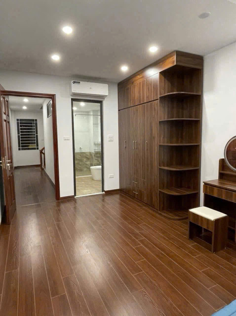 🔥 CHO THUÊ NHÀ NGỌC THỤY – 4 TẦNG – FULL ĐỒ – Ô TÔ VÀO NHÀ - 8 TRIỆU/THÁNG 🔥