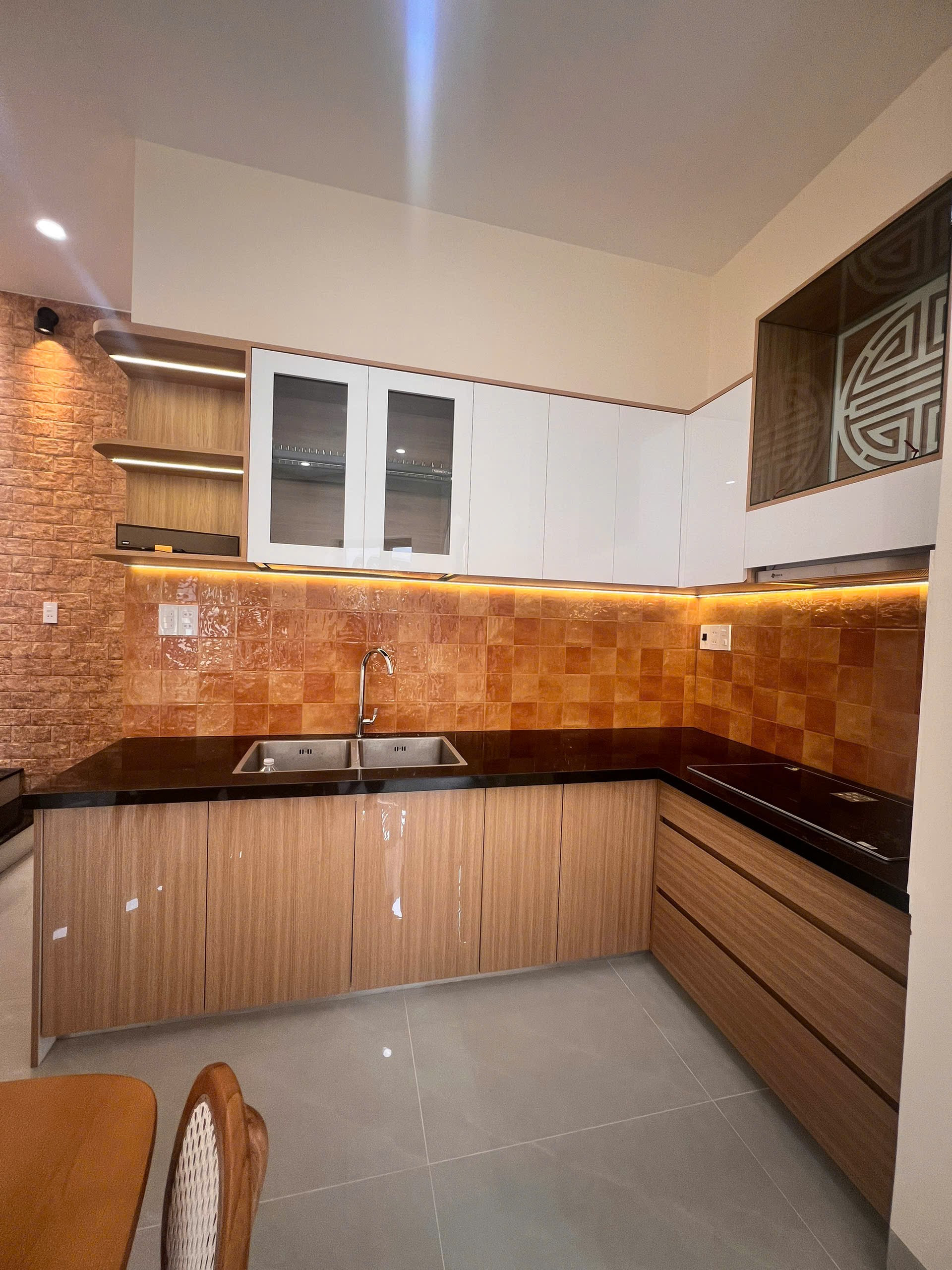 Nhà 2 tầng Kiệt 35 Ngự Bình - TP Huế Có gara ô tô giá 3ty2x