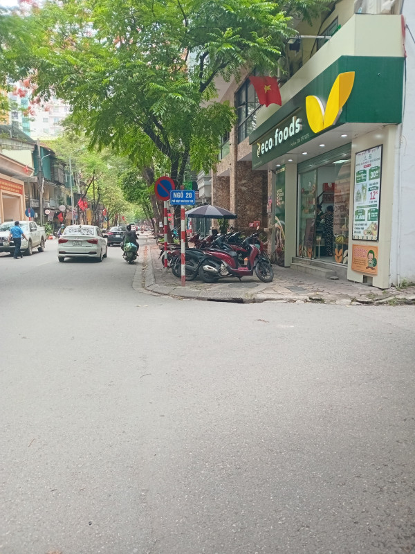 Bán nhà Ngụy Như Kon Tum (Thanh Xuân) 50m, 3 tầng, mt 4.3m, giá 22.5 tỷ