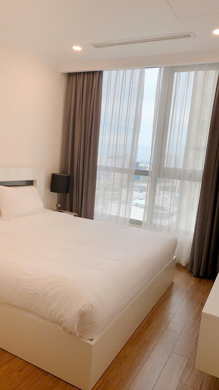 Bán căn hộ Landmark Plus 2PN 79m², sở hữu lâu dài, sổ hồng, full nội thất, giá 11 tỷ (bao thuế phí)