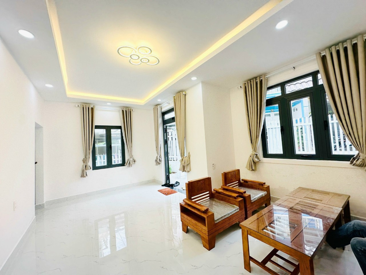 BÁN NHÀ 217M2 PHƯỜNG 6 ĐÀ LẠT, HẺM Ô TÔ NGUYỄN AN NINH, SỔ RIÊNG XÂY DỰNG, FULL ĐẤT Ở THỔ CƯ, 7TỈ5, 4PN, LH 0888-113-882