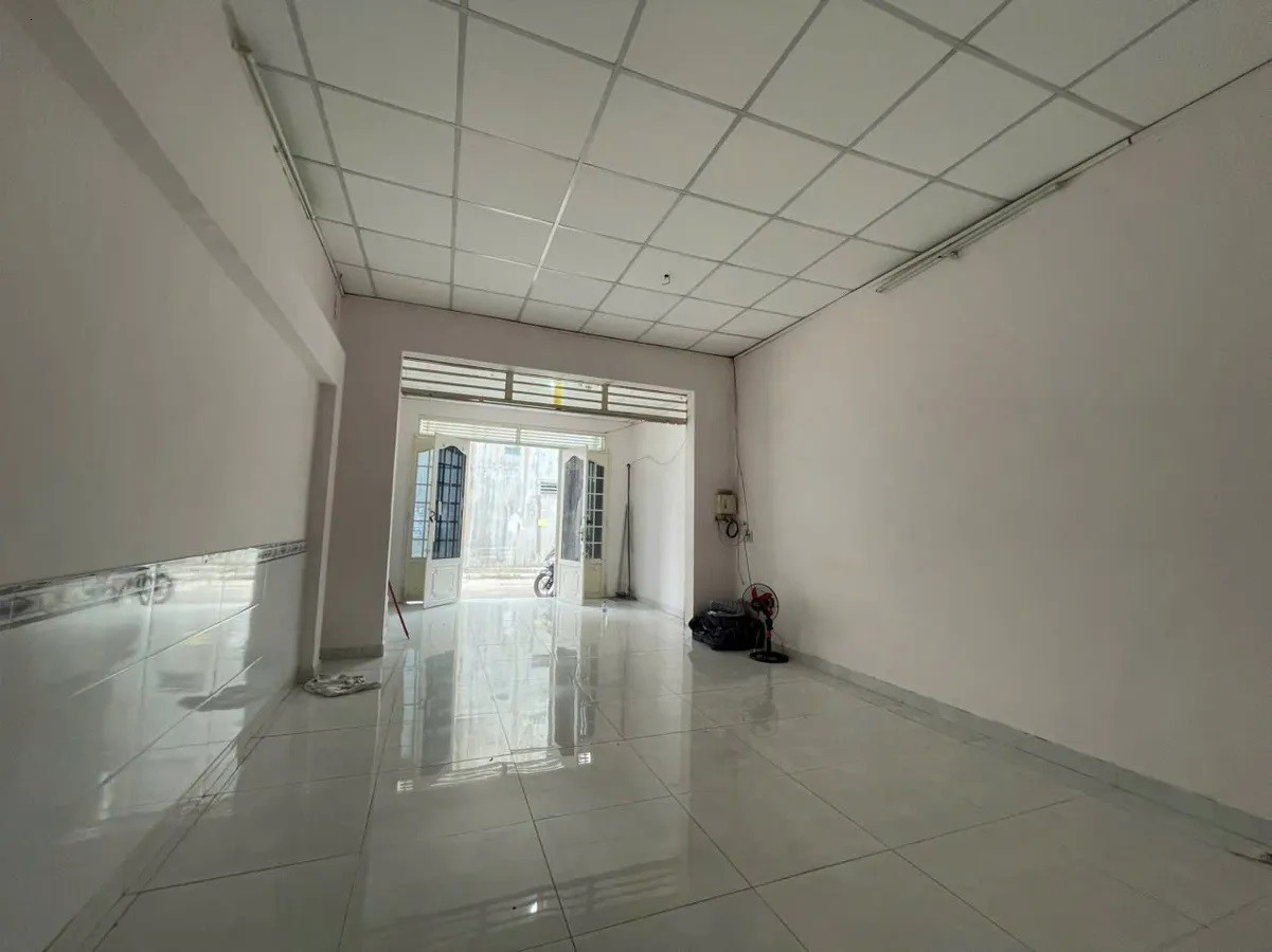 Bán nhà Nguyễn Ảnh Thủ, Quận 12, SHR 40 m2, dưới 3.5 tỷ