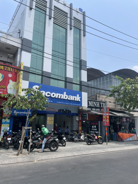 Bán nhà mặt tiền 3 tầng 30x55m giá 200 tỷ Đường Nguyễn Ảnh Thủ