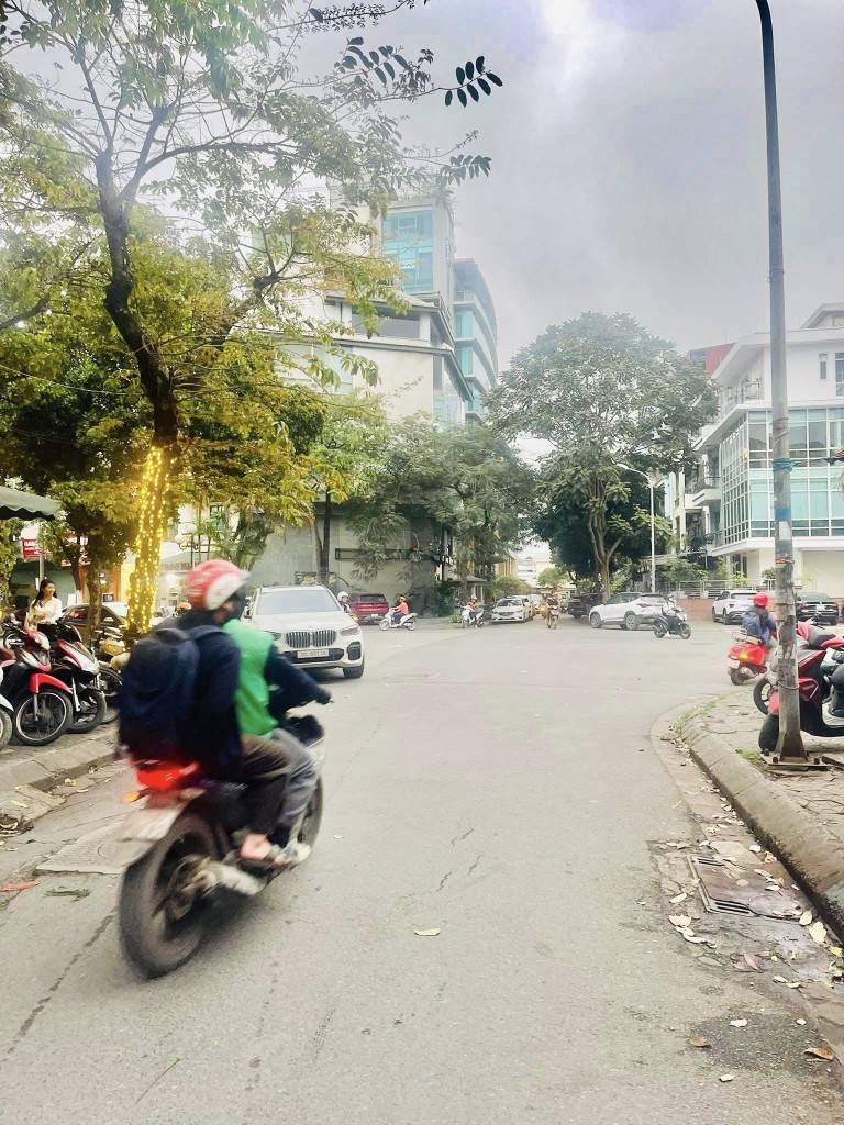 Bán nhà Mặt Phố Nguyễn Bá Khoản (KĐT Trung Yên 9) 85m/ 5Tầng/MT 5m 45 Tỷ, K.Doanh