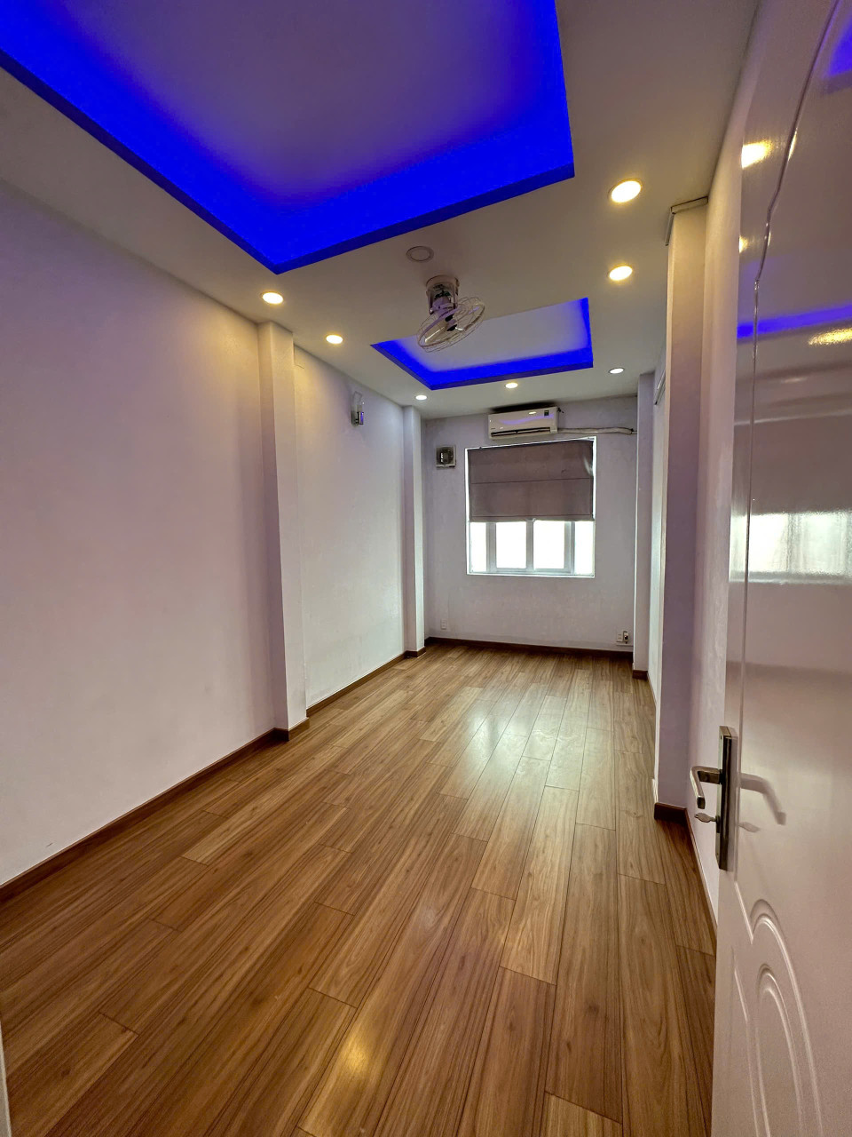 🏠 BÁN NHÀ 5PN – 2 MẶT TIỀN – NGUYỄN BIỂU Q5 – SÁT Q1 – SỔ RIÊNG - GIÁ 9.8 TỶ