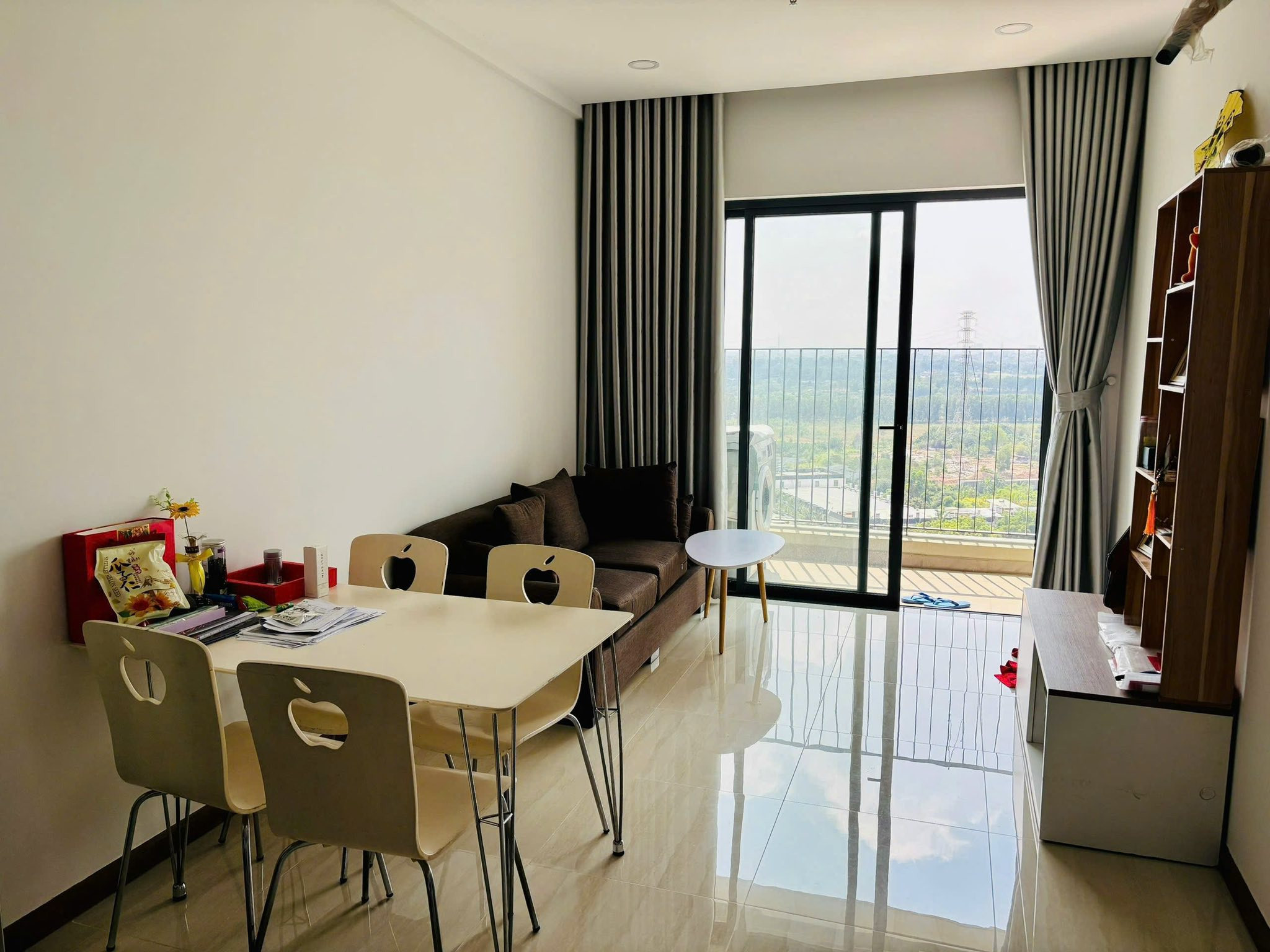 Chính chủ cần bán căn đẹp xuất sắc tại HT Pearl chỉ 2,58 tỷ, 72.3m2, 2PN, 2WC view hồ, nhà mới tinh