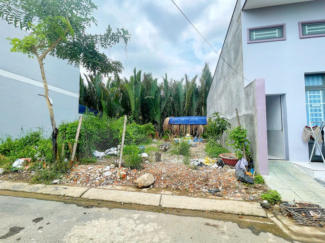 Bán đất Khu Hoàng Hoa, gần ngã tư Nguyễn Bình và Lê Văn Lương, 5x16m, Sổ riêng