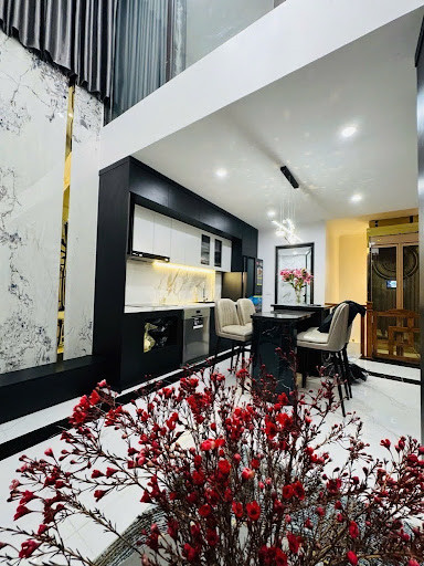 💥💥💥NHÀ PHỐ NGUYỄN CAO - LÊ QUÝ ĐÔN ~50M2 - 5 TẦNG - MT 4.7M - NHỈNH 11 TỶ - Ô TÔ ĐỖ CỬA💥💥💥