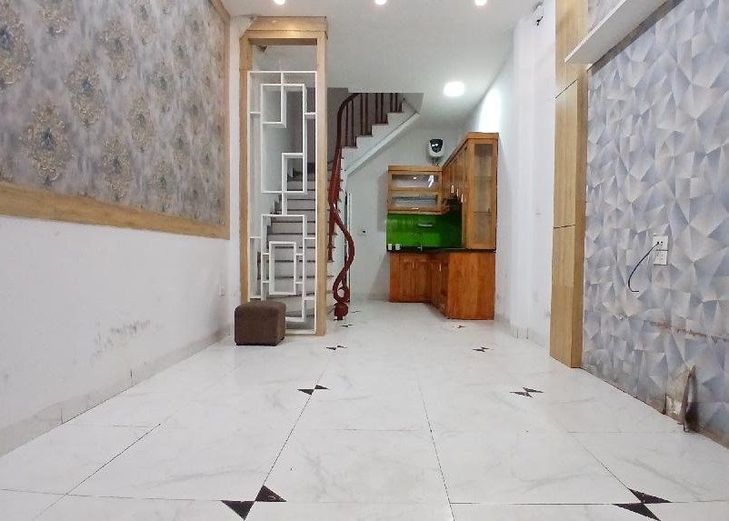 BÁN NHÀ NGUYỄN CHÍNH, HOÀNG MAI, NGÕ NÔNG GẦN Ô TÔ, 30M2, 5.8 TỶ