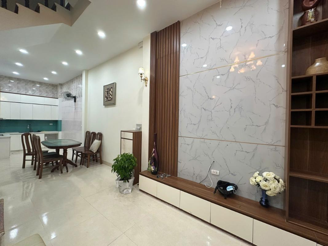 VỊ TRÍ ĐẮC ĐỊA QUẬN HOÀNG MAI - 45M2 - 7.6 TỶ - 15M RA MẶT PHỐ - NGÕ RỘNG THOÁNG SÁNG - NHÀ DÂN XÂY CHẮC CHẮN