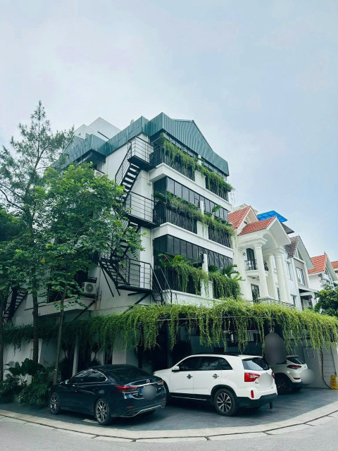 Bán nhà LÔ GÓC Nguyễn Cơ Thạch (KĐT Mỹ Đình 2) 196m/ 5T Thang máy/ MT 11m 68 Tỷ