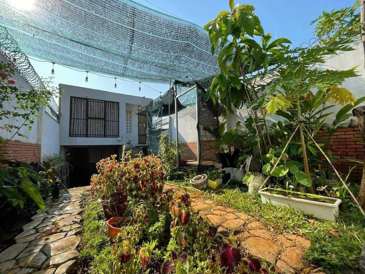 NHÀ HẺM NGUYỄN CƠ THẠCH - THÀNH NHẤT