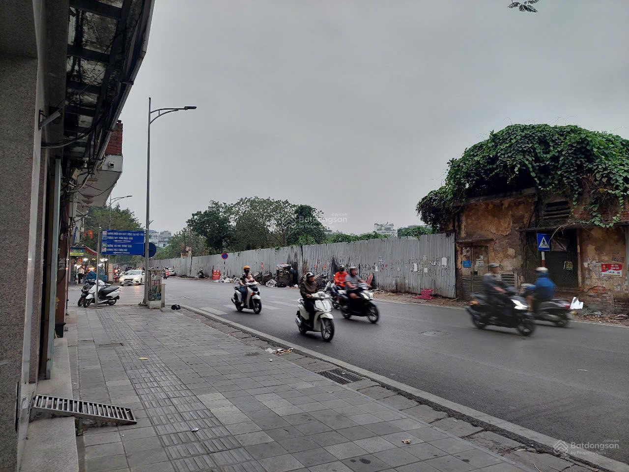 Bán nhà trung tâm quận Hai Bà Trưng Nguyễn Công Trứ, mặt phố thông
