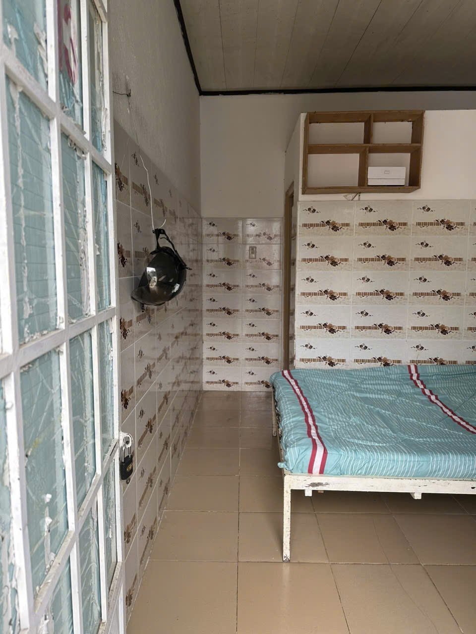 Cần bán dãy nhà trọ gần ngã 5 đại học thu nhập ổn định