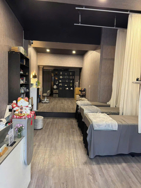 MÌNH CẦN SANG NHƯỢNG MẶT BẰNG GIÁ TỐT KHU NGUYỄN CƯ TRINH - QUẬN 1