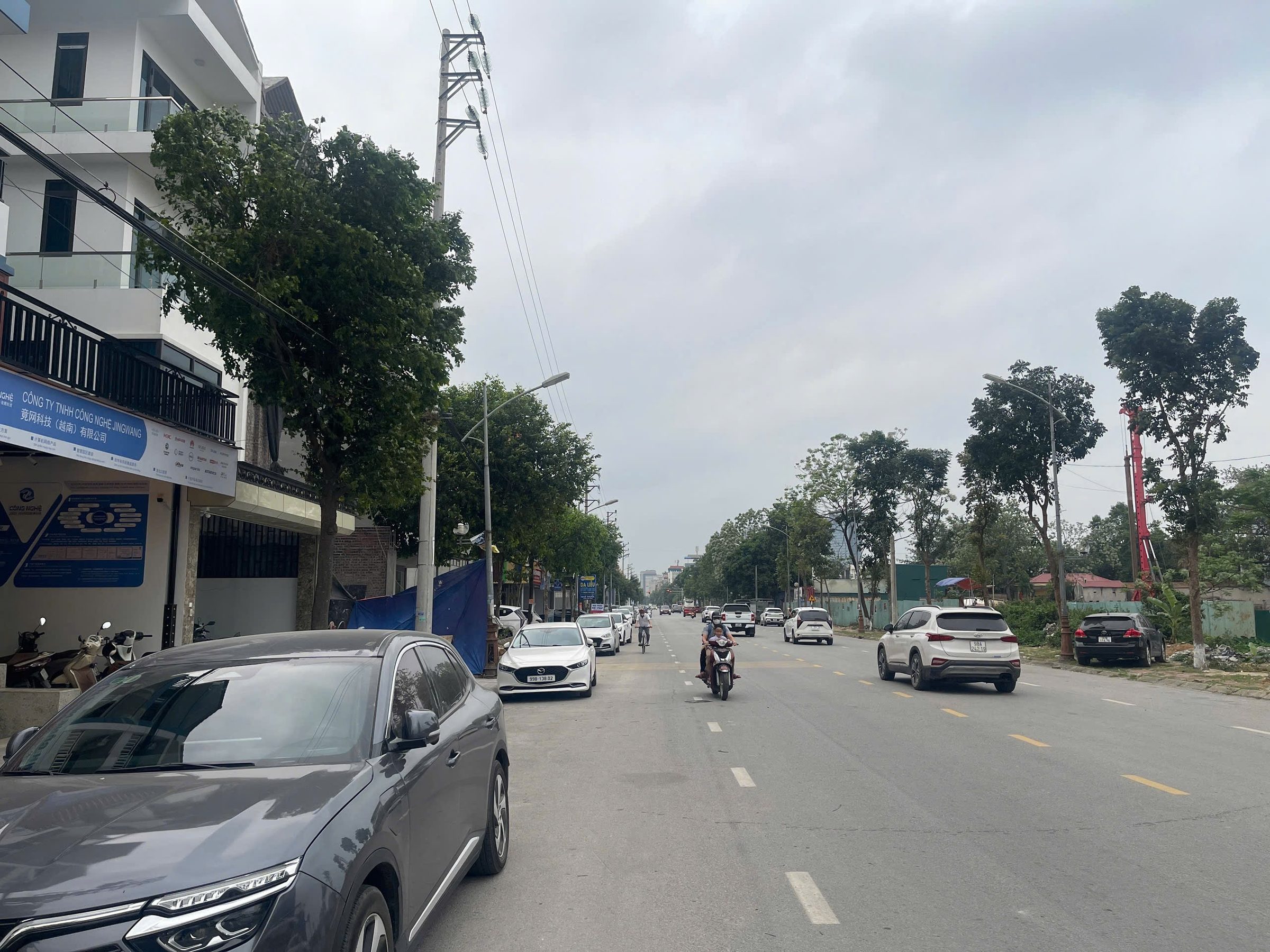 Bán đất đại dương dãy DD khu đại phúc, diện tích 135m mặt tiền 7.26m hướng đông bắc. Mặt đường nguyễn đăng đạo phường võ cường tỉnh bắc ninh