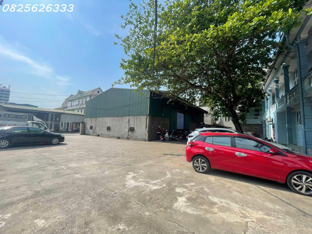 SANG NHƯỢNG NHÀ XƯỞNG TẠI TP. VINH - Địa chỉ: Số 1 , Ngõ 9 , Đường Phan Bội Châu , Tp Vinh( cách mặt đường 20m )