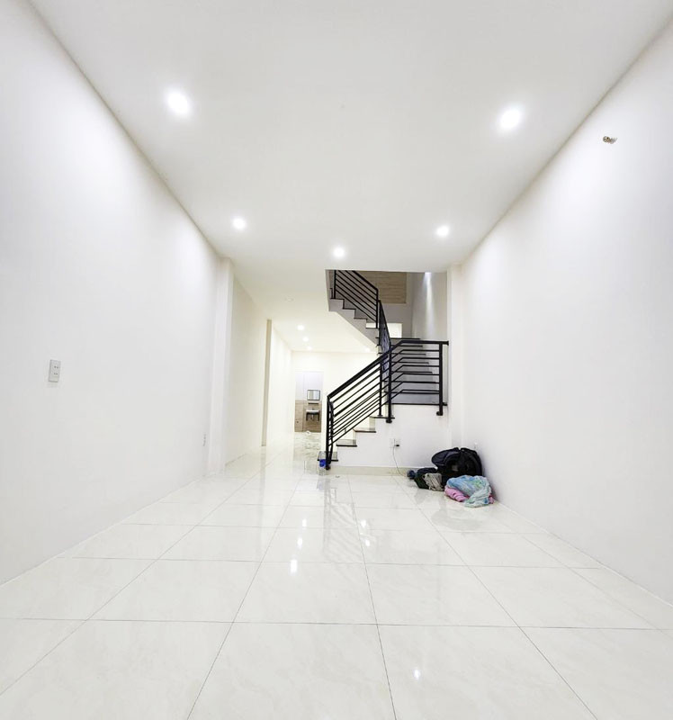 Nhà đẹp 3 tầng, Nguyễn Đức Thuận, Tân Bình, 67m2, chỉ 6.9 tỷ TL