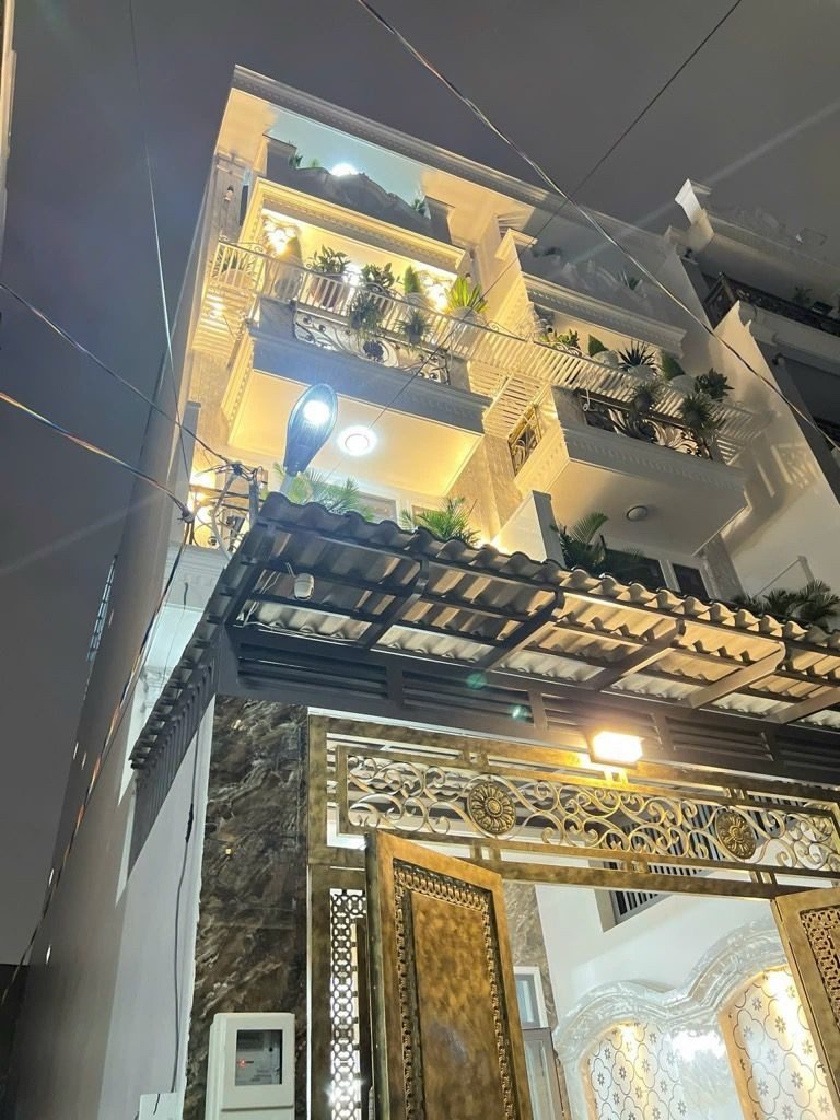 Bán nhà 5 tầng thang máy, sổ hồng riêng pháp lý chuẩn