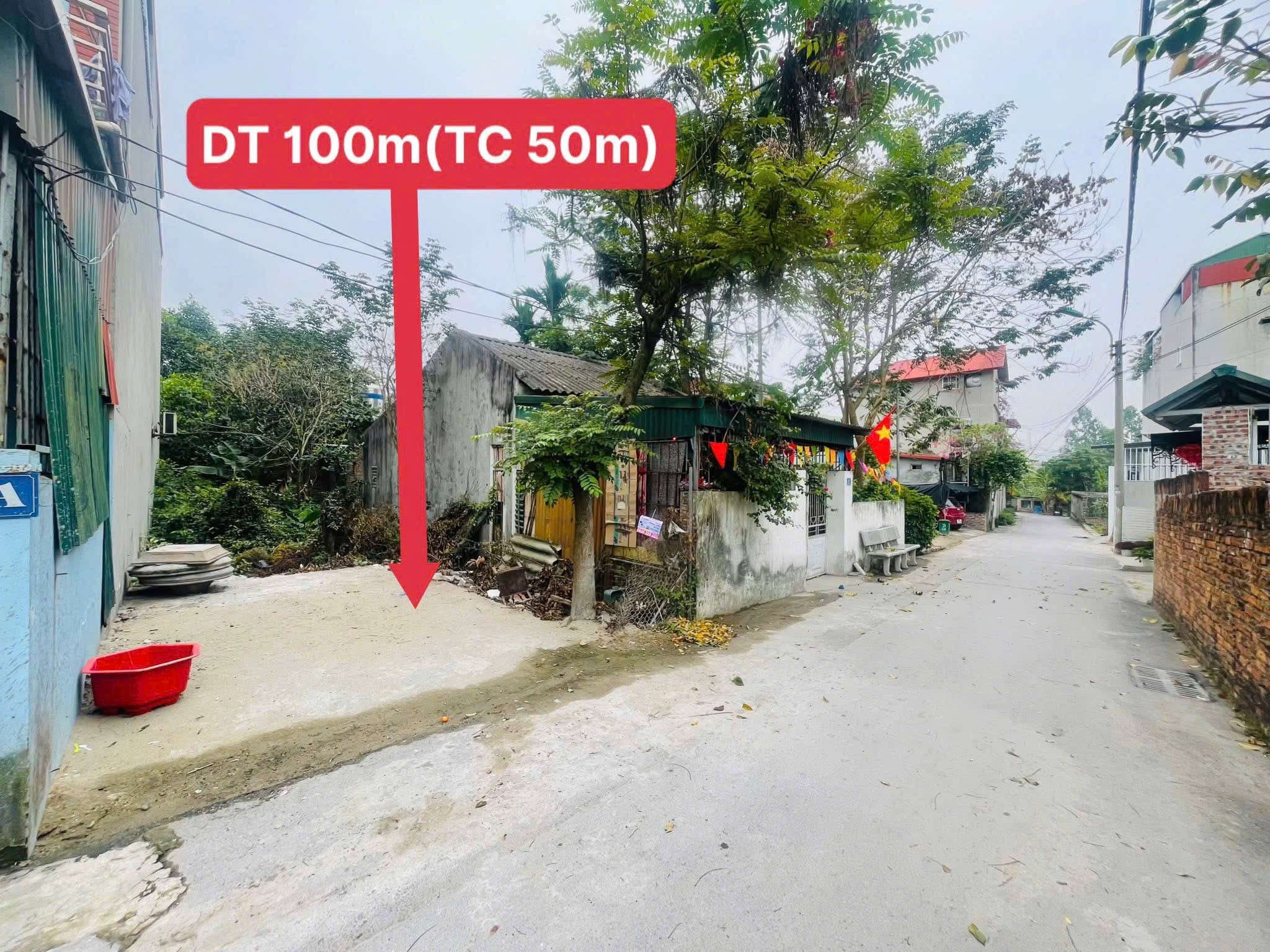 Chính chủ bán gấp lô đất đẹp thôn Gẩy, Định Trung, Vĩnh Yên DT100m MT5m nở hậu sẵn sổ giá 2,15 tỷ 0988296228