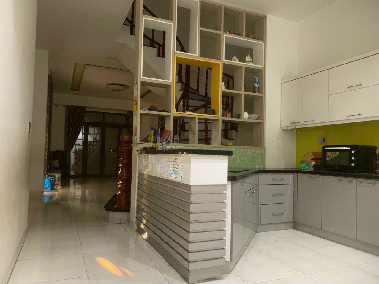 Bán nhà Nguyễn Duy Trinh,Thủ Đức,63m2(4.6x13.7m) Giá 4tỷ1,1trệt1lầu+3PN+2WC+hướng Đông Bắc+Sân thượng