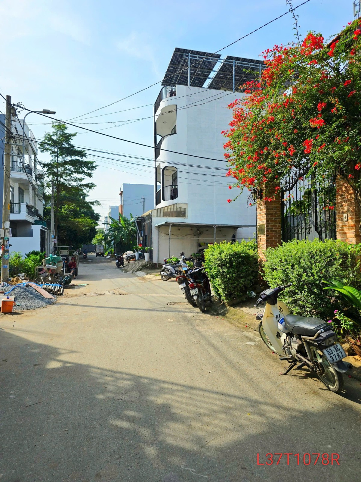 Gấp Bán đất ODT full 68m² ngang 4m giá 5.39 tỷ tiện ở & kd ngay chợ Long Trường Quận 9