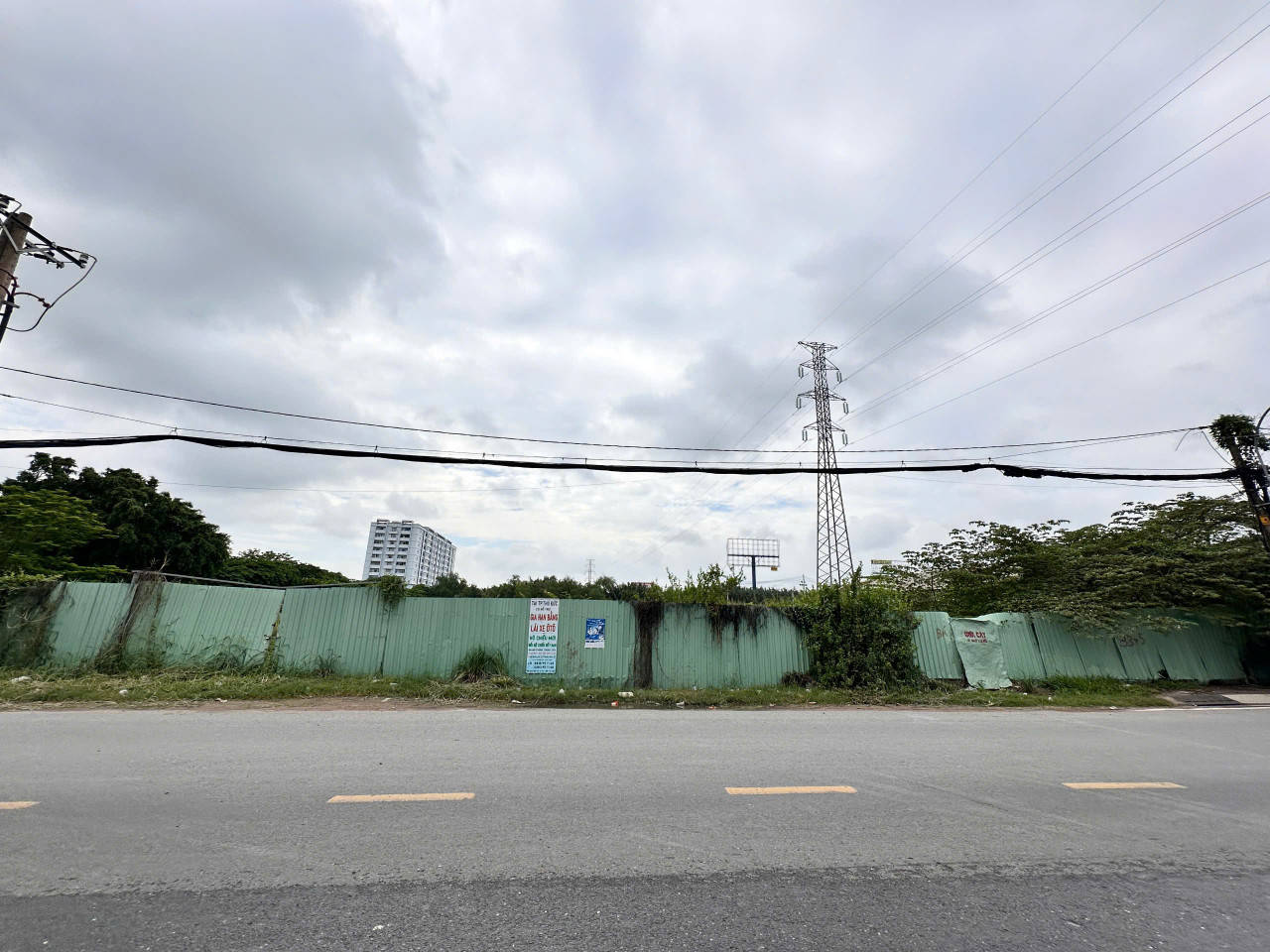 Bán đất 5941.3m² giá 300 tỷ Phường Long Trường