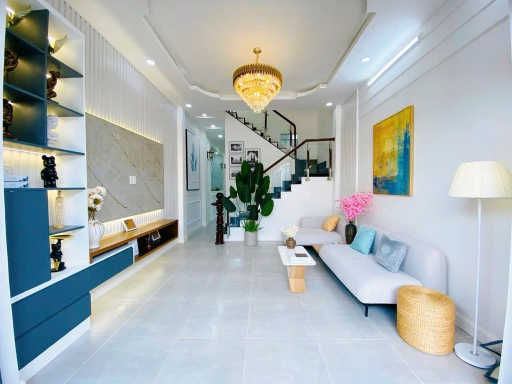 🔥 👉 SIÊU PHẨM MỚI  LÊN SÀN 54M CHỈ 4TYx   CẠNH CHỢ LONG TRƯƠNG - ĐỐI DIỆN ĐÔNG TĂNG LONG