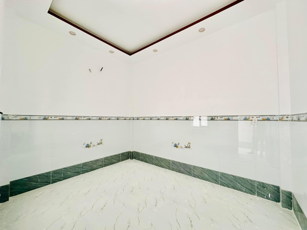 Bán nhà Nguyễn Duy Trinh,Quận 9, 4.5mx20m giá 3tỷ590  thương lượng, 1trêt1lầu+4PN+2WC đường oto xe tải ra vào thoái mái