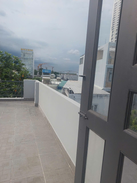 Nhà riêng Nguyễn Duy Trinh,cần về quê ở nên bán nhà nhỉnh 5ty LH 0906227839