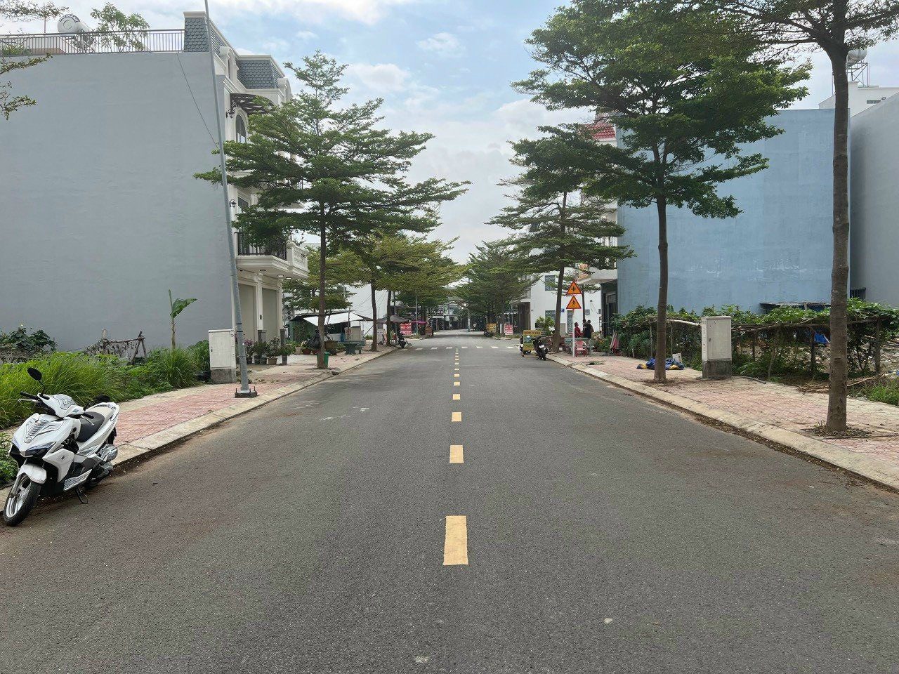 Sở hữu BĐS tiềm năng ngay Nguyễn Hoàng, gần Metro An Phú, Quận 2, DT 80m2, giá 3 tỷ 500tr, sổ riêng