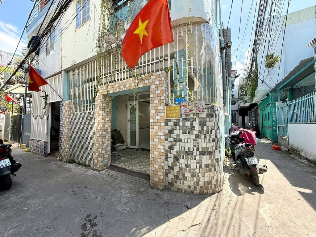 Bán Nhà Kiệt 311 Nguyễn Hoàng – 2 Tầng – 2 Mặt Kiệt – Gần Hoàng Diệu