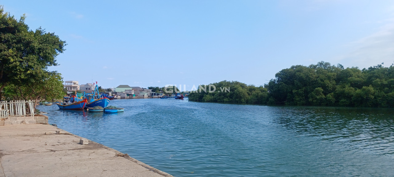 Bán đất mặt đường Nguyễn Thông view sông hồ cực chill - 30 triệu/m2. LH: 0974090487