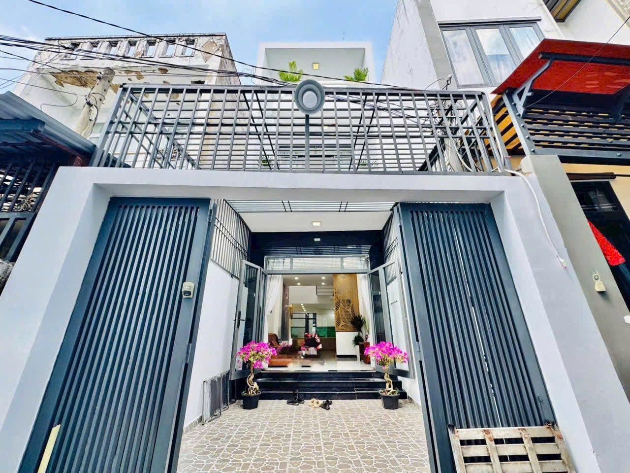 ĐẸP NHẤT ĐOẠN NGUYÊN HỒNG CHỦ BÁN GẤP NGAY CĂN NHÀ GIÁ 4 TỶ 290 TRIỆU | DT 81,7M2, SHR ĐẦY ĐỦ, HDT.
