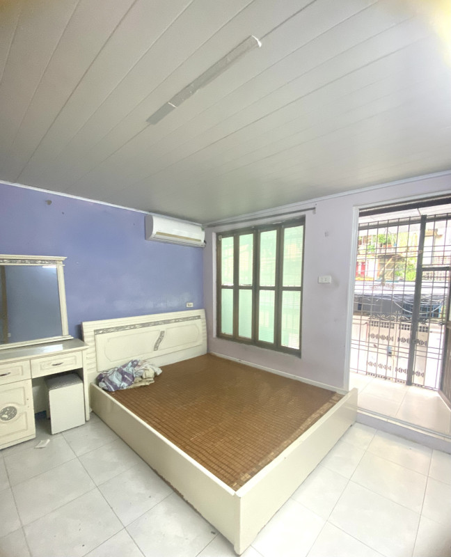 Bán căn hộ tập thể Thành Công, Ba Đình, ngõ to như phố, 110m2 , 2 mặt thoáng