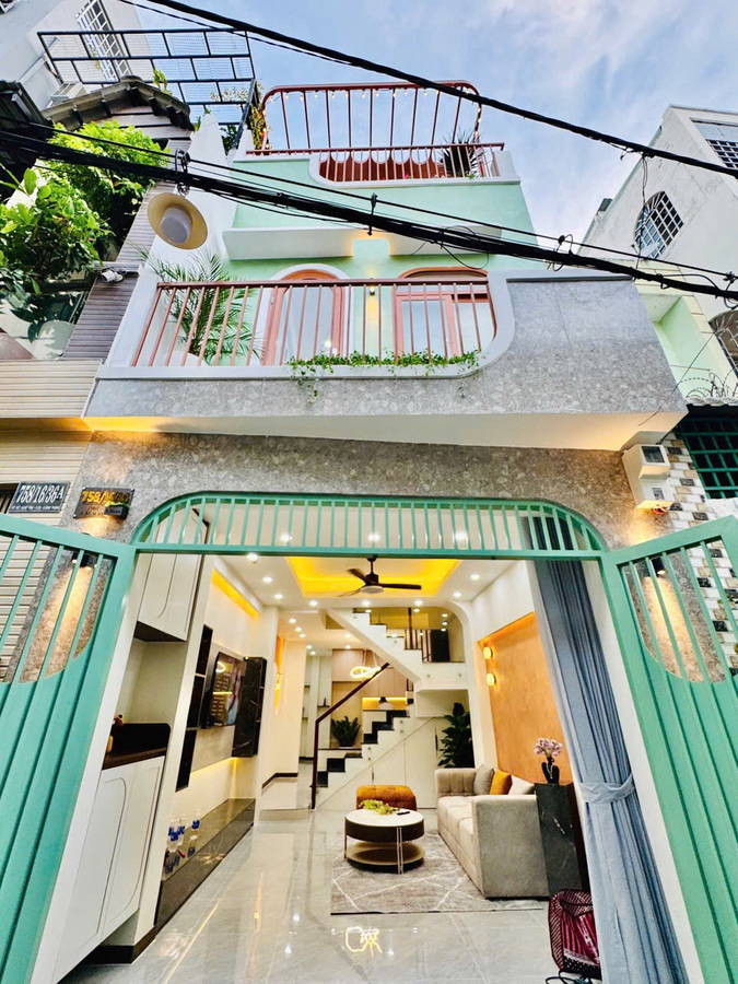Nhà Đẹp Lung Linh, gần Đại Học HuTech, 4T, 55m(5*11), chỉ hơn 6 tỷ