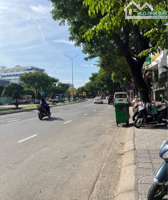 Bán nhà kinh doanh Đường Nguyễn Hữu Thọ, đối diện BV Quân Y 17