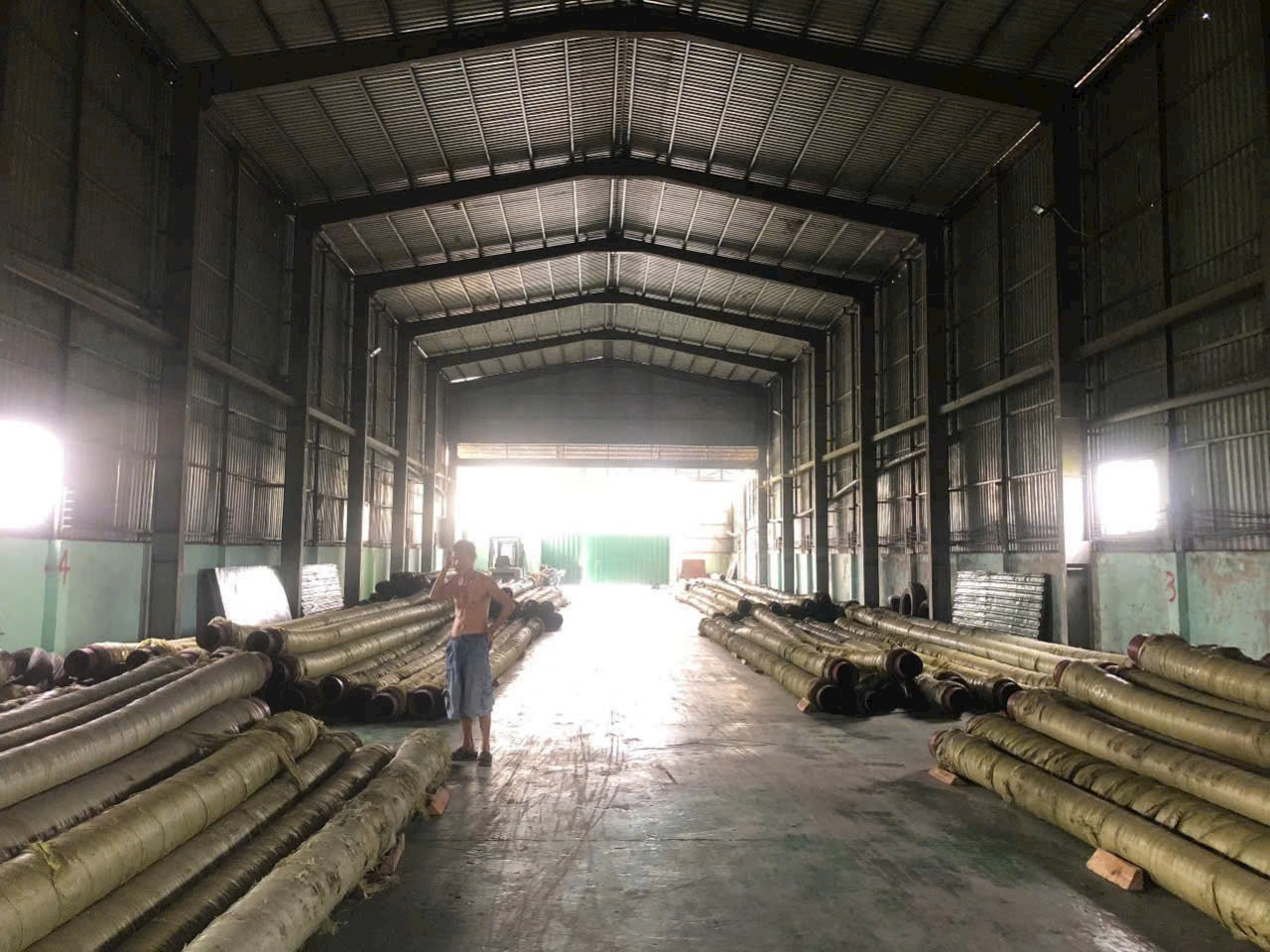 Bán xưởng 1000m2 xây full mặt tiền Nguyễn Hữu Trí, Tân Bửu, Bến Lức, Long An, giá đầu tư